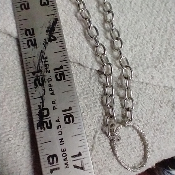Long silvertone circles chain necklace - Picture 2 of 5
